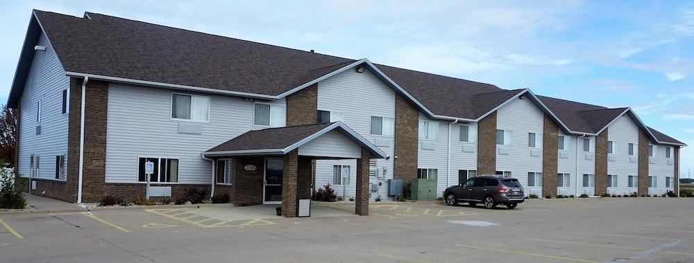 Econo Lodge & Suites Pekin Bagian luar foto