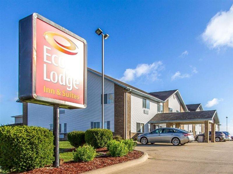 Econo Lodge & Suites Pekin Bagian luar foto