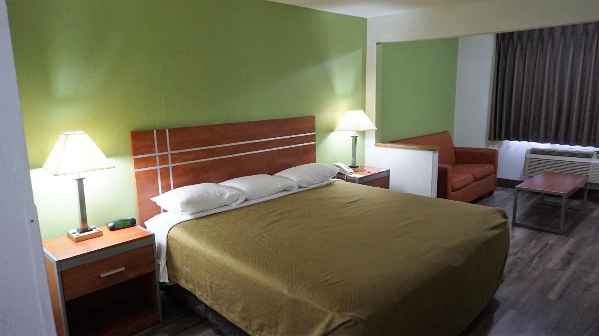 Econo Lodge & Suites Pekin Bagian luar foto